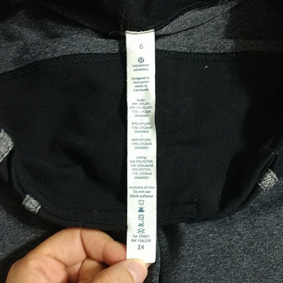 Lululemon legging capris - Grey/Black - Picture 3 of 3